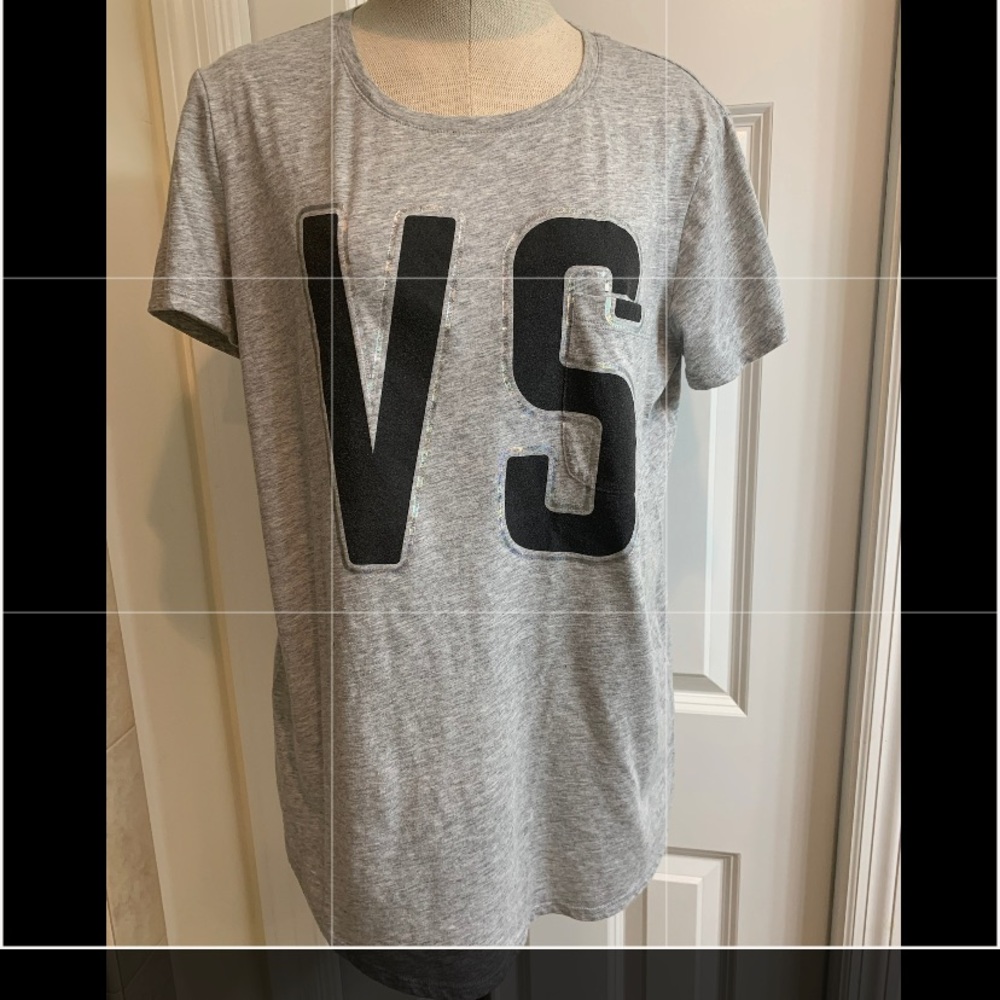 Victoria’s  Secret Pocket Tee - Picture 5 of 5